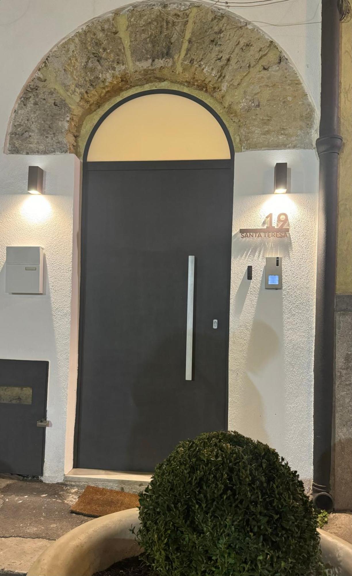 Santateresa19 Suite & Spa Palermo Exterior photo